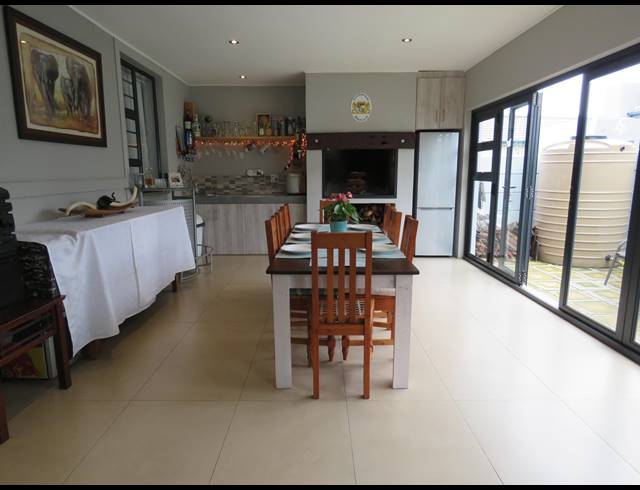 3 BEDROOM HOUSE FOR SALE IN BURGUNDY ESTATE